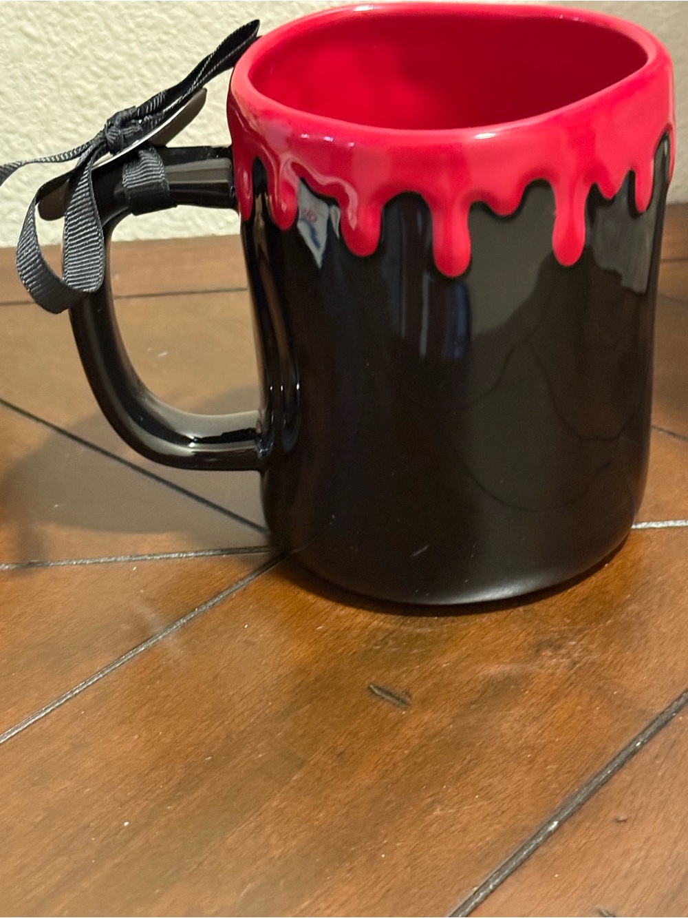 Rae Dunn Black Ceramic Mug w/ Blood 🩸 Red Interior- BITE ME- Halloween- NWT - Picture 2 of 5
